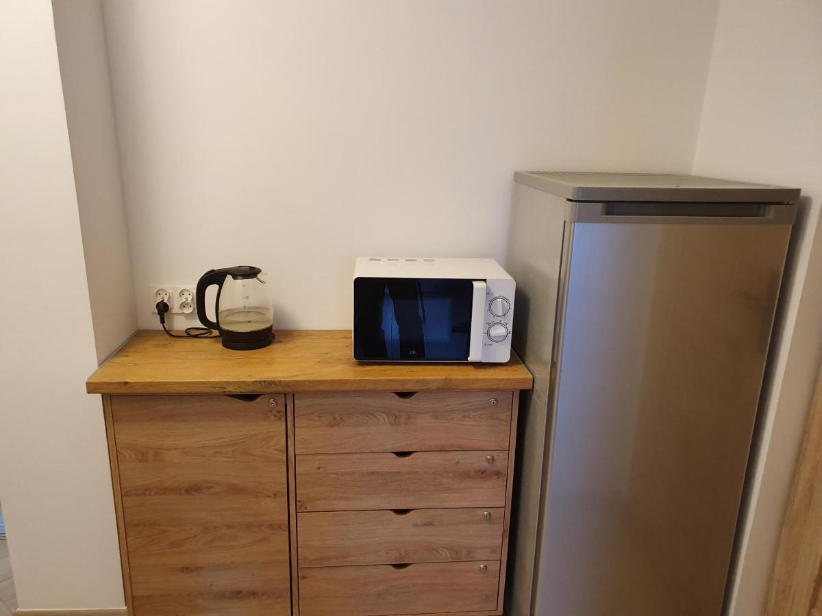 Hostel Mleczna - Metro Zacisze Varsavia Esterno foto
