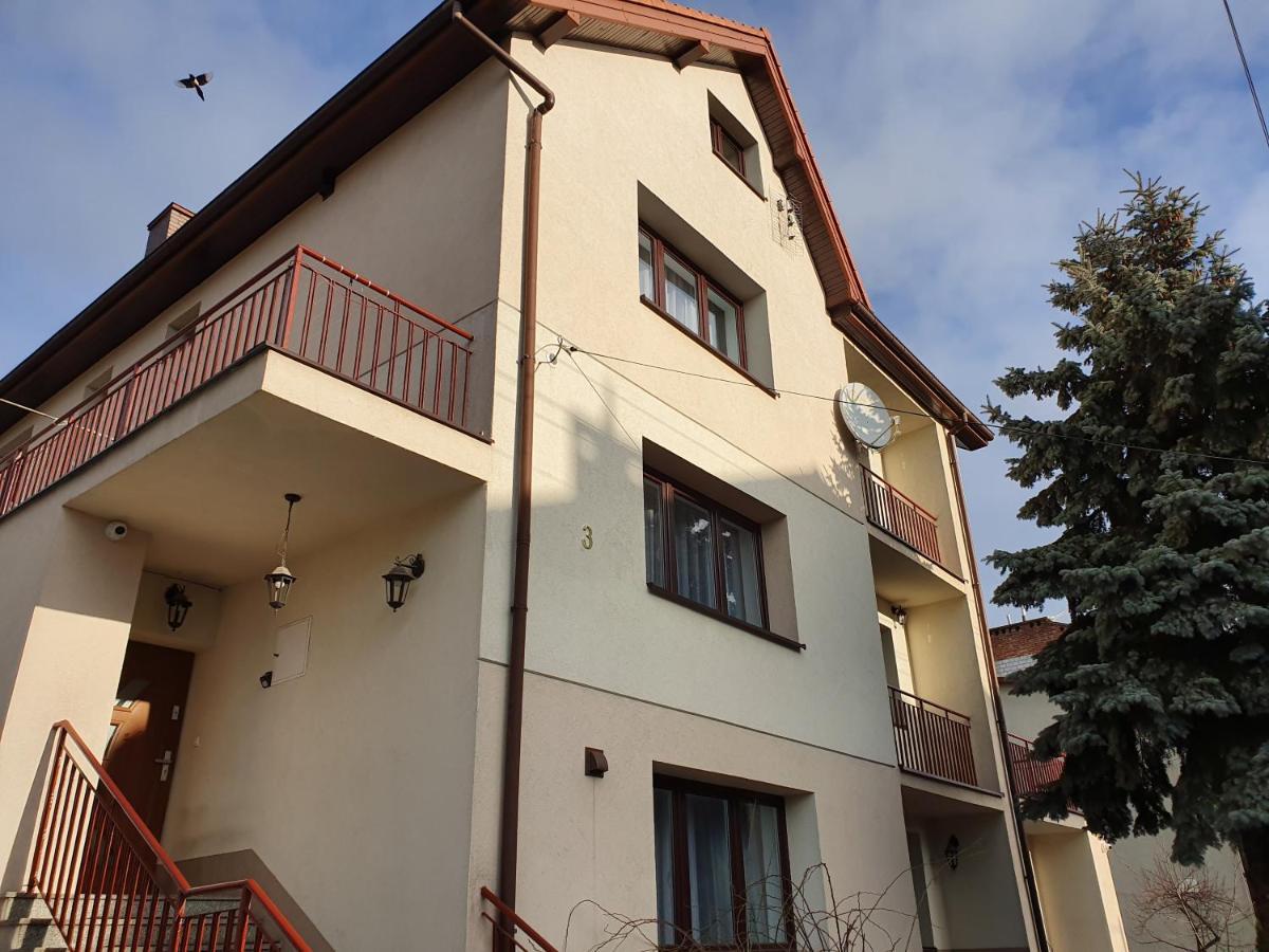 Hostel Mleczna - Metro Zacisze Varsavia Esterno foto