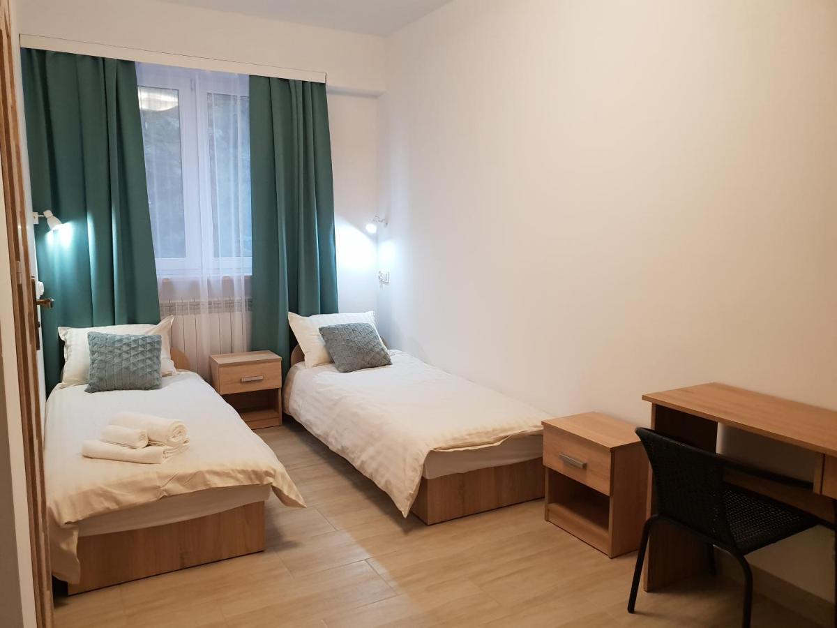 Hostel Mleczna - Metro Zacisze Varsavia Esterno foto